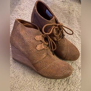 TOMS booties